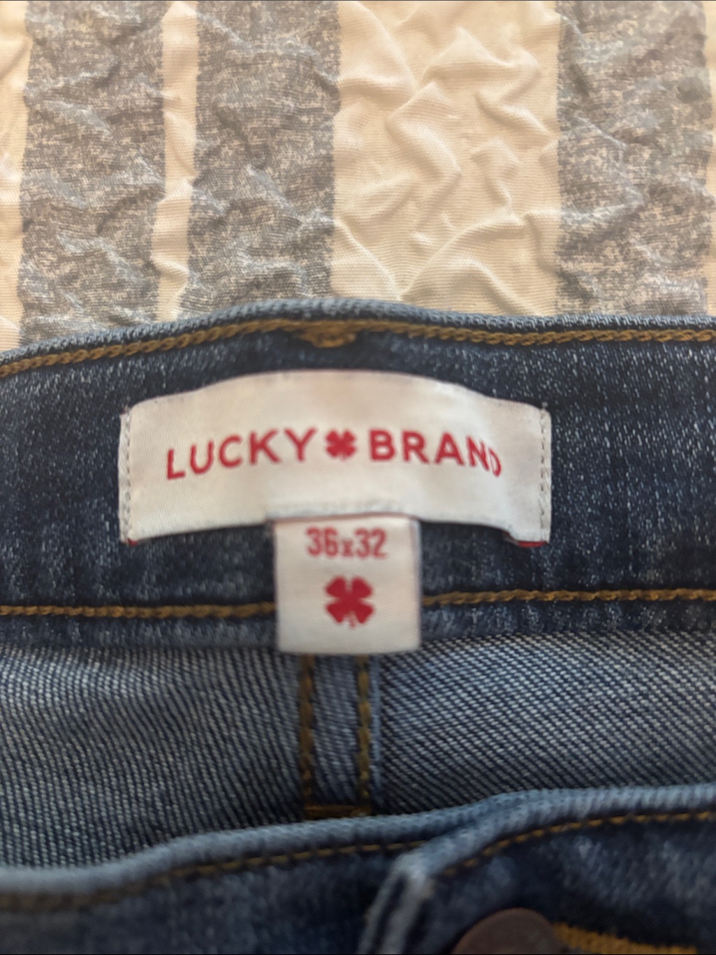Lucky Brand Light Blue Denim Jeans With Red Logo Label